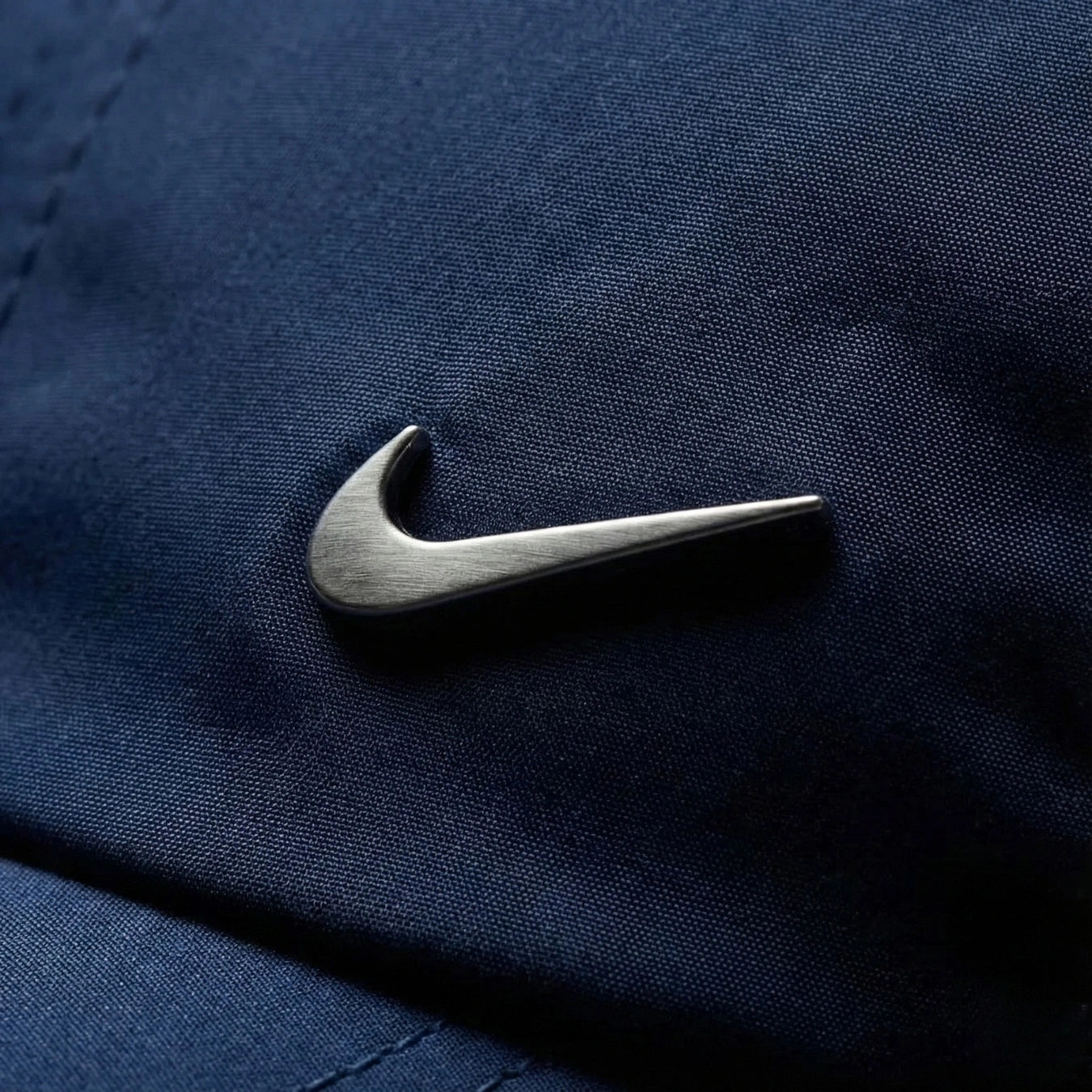 Nike Mens Metal Swoosh  Navy Cap